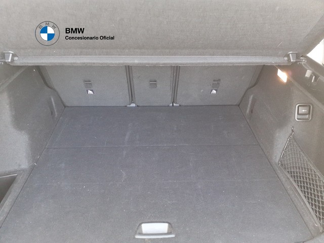 BMW X1 sDrive18d color Negro. Año 2021. 110KW(150CV). Diésel. En concesionario BMW Arlanza Motor Palencia de Palencia