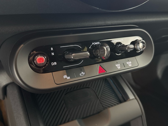 fotoG 12 del MINI MINI Countryman E 150 kW (204 CV) 204cv Eléctrico del 2025 en Madrid