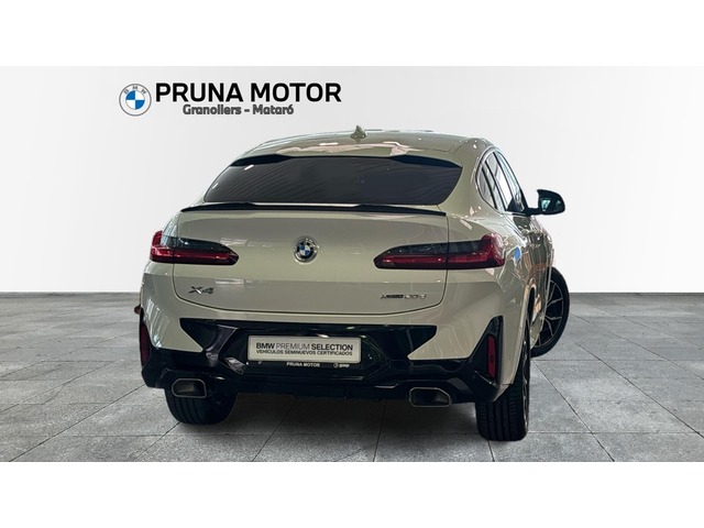 BMW X4 xDrive20d color Blanco. Año 2021. 140KW(190CV). Diésel. En concesionario Pruna Motor de Barcelona