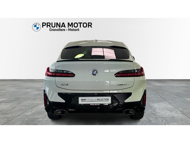 BMW X4 xDrive20d color Blanco. Año 2021. 140KW(190CV). Diésel. En concesionario Pruna Motor de Barcelona