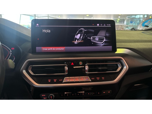 BMW X4 xDrive20d color Blanco. Año 2021. 140KW(190CV). Diésel. En concesionario Pruna Motor de Barcelona