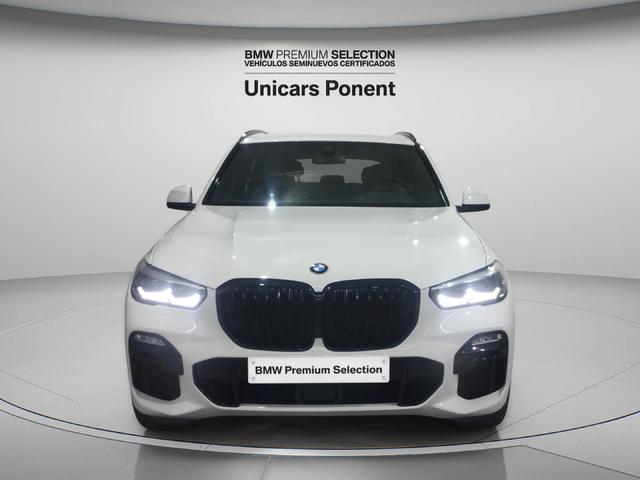 BMW X5 xDrive30d color Blanco. Año 2020. 210KW(286CV). Diésel. En concesionario Unicars Ponent de Lleida