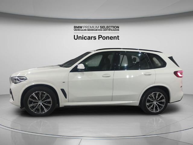BMW X5 xDrive30d color Blanco. Año 2020. 210KW(286CV). Diésel. En concesionario Unicars Ponent de Lleida