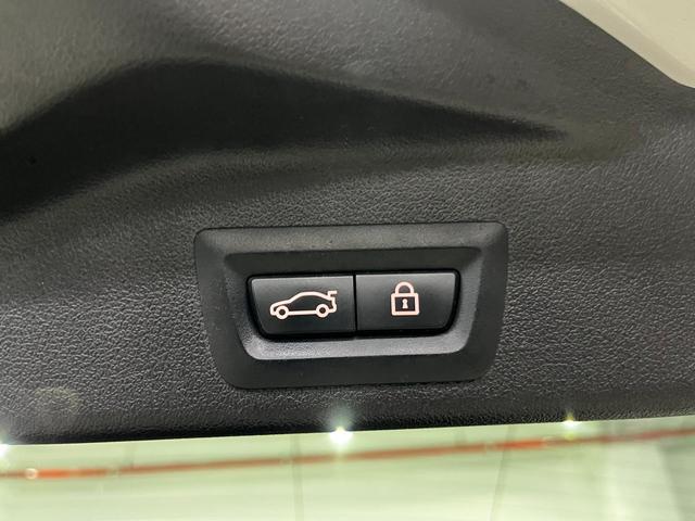 BMW X5 xDrive30d color Blanco. Año 2020. 210KW(286CV). Diésel. En concesionario Unicars Ponent de Lleida