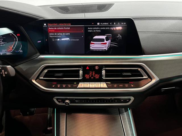 BMW X5 xDrive30d color Blanco. Año 2020. 210KW(286CV). Diésel. En concesionario Unicars Ponent de Lleida