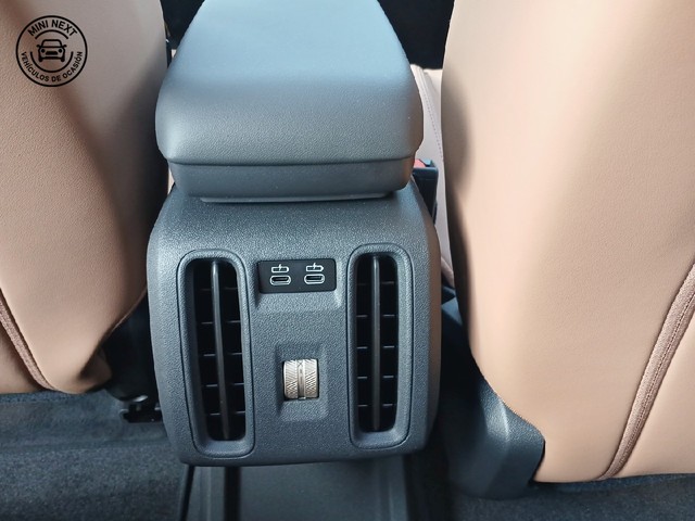 fotoG 31 del MINI MINI Countryman E 150 kW (204 CV) 204cv Eléctrico del 2025 en Toledo