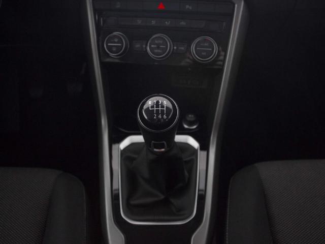 Volkswagen T-Roc Advance 1.0 TSI 81 kW (110 CV)