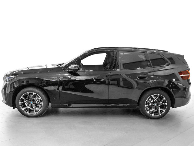 BMW X3 xDrive30e color Gris. Año 2025. 220KW(299CV). Híbrido Electro/Gasolina. En concesionario Caetano Cuzco, Salvatierra de Madrid