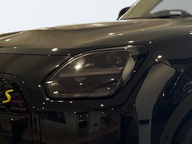 fotoG 13 del MINI MINI Countryman SE ALL4 230 kW (313 CV) 313cv Eléctrico del 2025 en Málaga