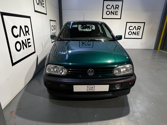 Volkswagen Golf GTI 2.0 84 kW (115 CV)