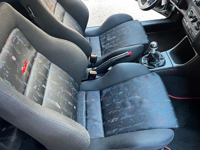 Volkswagen Golf GTI 2.0 84 kW (115 CV)