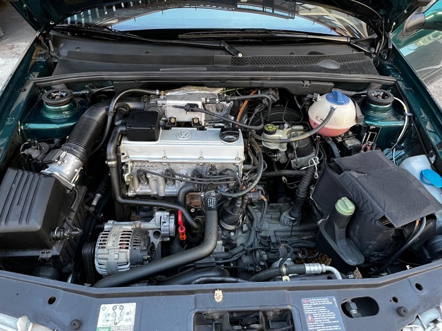 Volkswagen Golf GTI 2.0 84 kW (115 CV)