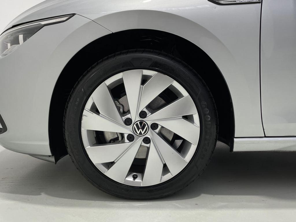 Volkswagen Golf 1.5 eTSI - 8