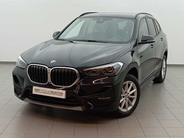 BMW X1 sDrive18d color Negro. Año 2020. 110KW(150CV). Diésel. En concesionario Augusta Aragon S.A. de Zaragoza