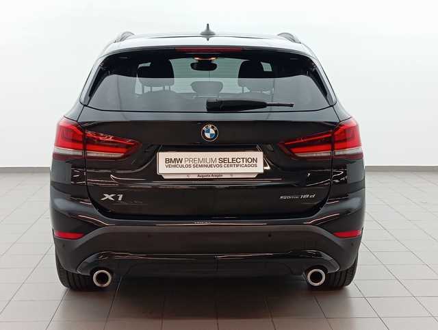 BMW X1 sDrive18d color Negro. Año 2020. 110KW(150CV). Diésel. En concesionario Augusta Aragon S.A. de Zaragoza