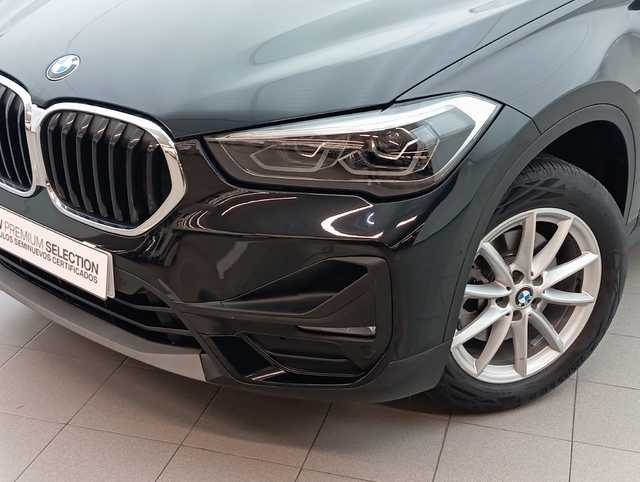 BMW X1 sDrive18d color Negro. Año 2020. 110KW(150CV). Diésel. En concesionario Augusta Aragon S.A. de Zaragoza
