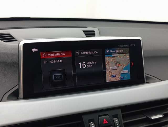 BMW X1 sDrive18d color Negro. Año 2020. 110KW(150CV). Diésel. En concesionario Augusta Aragon S.A. de Zaragoza