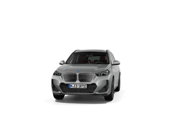 BMW iX1 eDrive20 color Gris Plata. Año 2025. 150KW(204CV). Eléctrico. En concesionario Enekuri Motor de Vizcaya