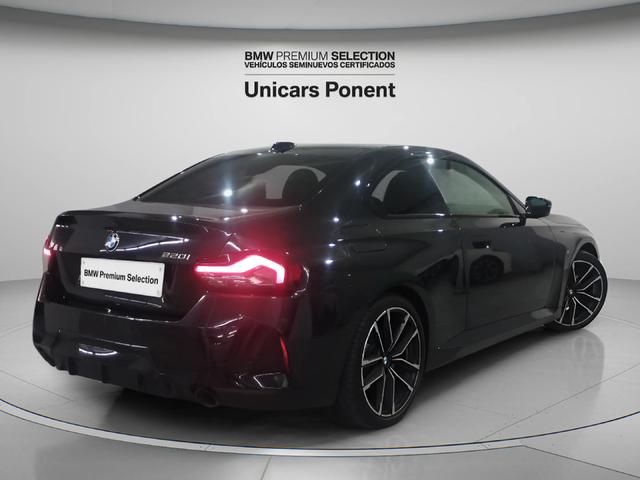 BMW Serie 2 220i Coupe color Negro. Año 2023. 135KW(184CV). Gasolina. En concesionario Unicars Ponent de Lleida