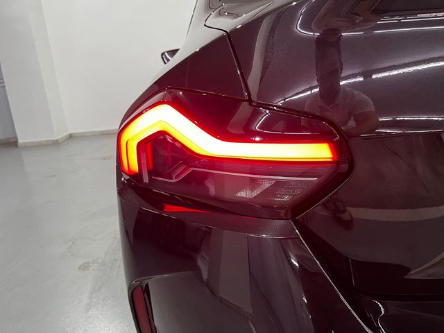 BMW Serie 2 220i Coupe color Negro. Año 2023. 135KW(184CV). Gasolina. En concesionario Unicars Ponent de Lleida