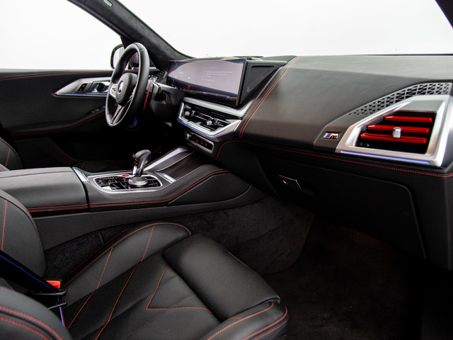 BMW XM Label Red color Gris. Año 2024. 550KW(748CV). Híbrido Electro/Gasolina. En concesionario Móvil Begar Alicante de Alicante