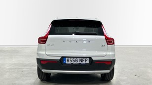 Volvo XC40 B3 G Core Auto 120 kW (163 CV) - 6 Volvo XC40 B3 G Seminuevo 120 KW (163CV) - 6
