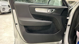 Volvo XC40 B3 G Core Auto 120 kW (163 CV) - 24 Volvo XC40 B3 G Seminuevo 120 KW (163CV) - 24
