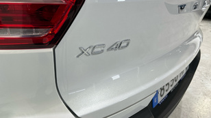 Volvo XC40 B3 G Core Auto 120 kW (163 CV) - 37 Volvo XC40 B3 G Seminuevo 120 KW (163CV) - 37