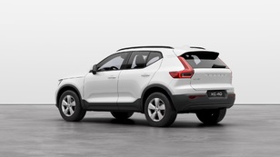 Volvo XC40 B3 G Essential Auto 120 kW (163 CV) - 2 Volvo XC40 B3 G Seminuevo 120 KW (163CV) - 2
