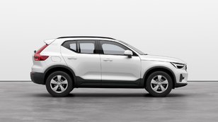 Volvo XC40 B3 G Essential Auto 120 kW (163 CV) - 4 Volvo XC40 B3 G Seminuevo 120 KW (163CV) - 4
