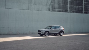 Volvo XC40 B3 G Core Auto 120 kW (163 CV) - 6 Volvo XC40 B3 G Seminuevo 120 KW (163CV) - 6