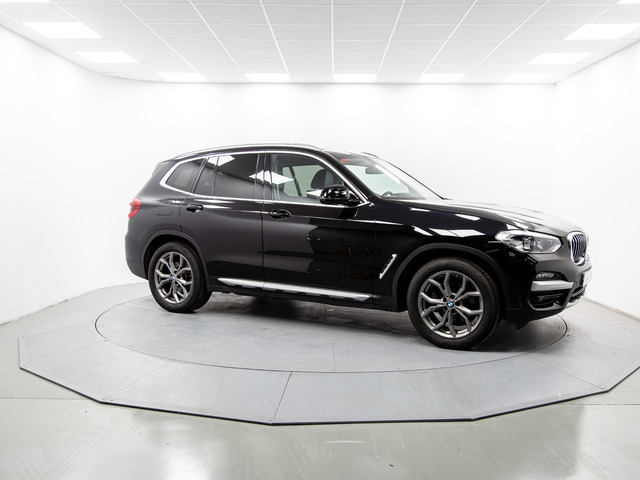 BMW X3 xDrive20d color Negro. Año 2021. 140KW(190CV). Diésel. En concesionario Móvil Begar Alicante de Alicante
