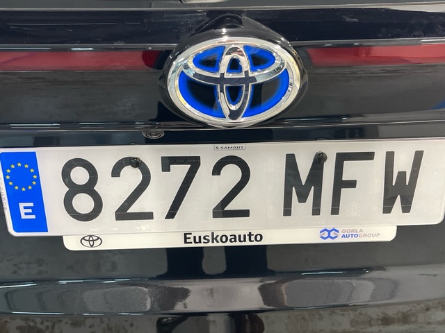 Toyota Yaris Cross 120H Adventure 85 kW (116 CV)
