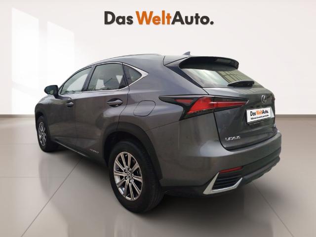 Lexus NX 300h Business Navigation 2WD 145 kW (197 CV)