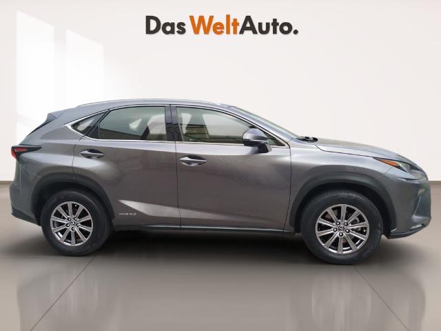 Lexus NX 300h Business Navigation 2WD 145 kW (197 CV)