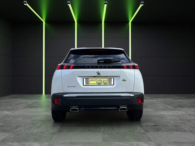 Peugeot 2008 PureTech 130 S&S Allure Pack EAT8 96 kW (130 CV)