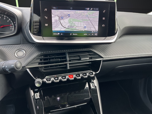 Peugeot 2008 PureTech 130 S&S Allure Pack EAT8 96 kW (130 CV)