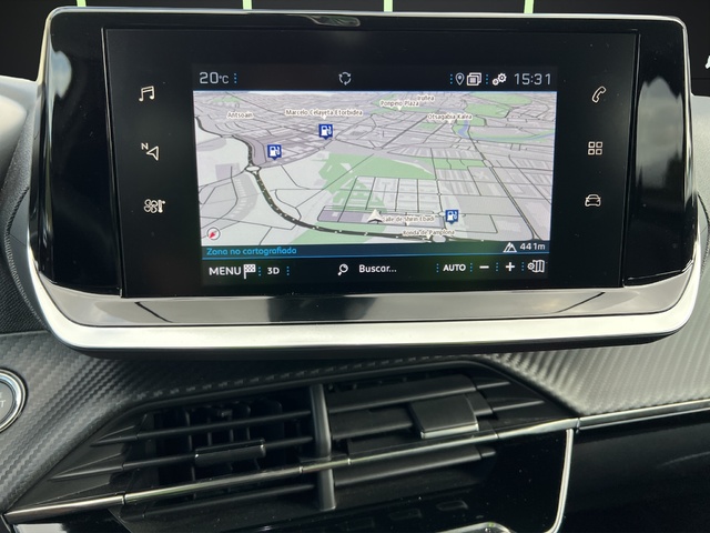 Peugeot 2008 PureTech 130 S&S Allure Pack EAT8 96 kW (130 CV)