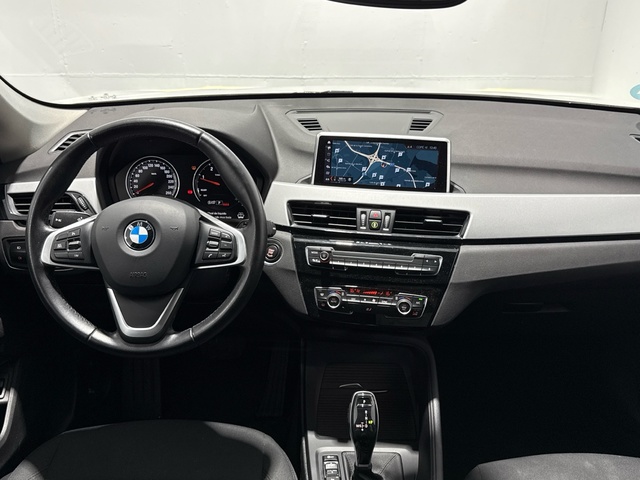 BMW X1 sDrive18d color Blanco. Año 2021. 110KW(150CV). Diésel. En concesionario Auto Premier, S.A. - MADRID de Madrid