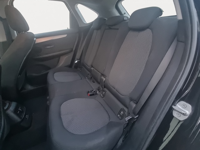 BMW Serie 2 216d Active Tourer color Negro. Año 2020. 85KW(116CV). Diésel. En concesionario FINESTRAT Automoviles Fersan, S.A. de Alicante