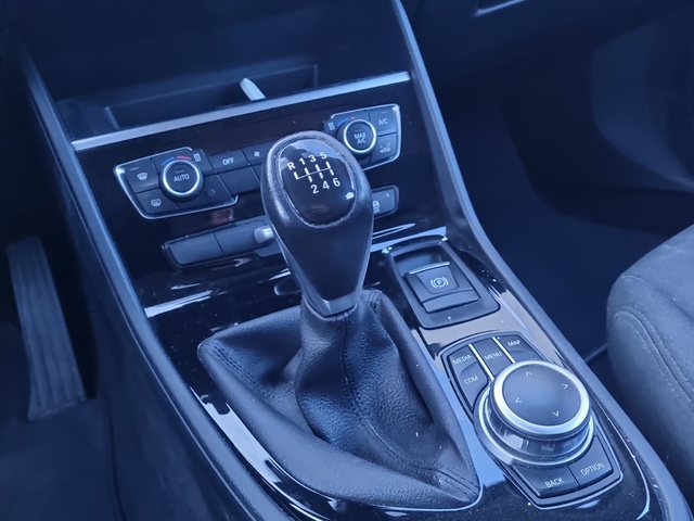 BMW Serie 2 216d Active Tourer color Negro. Año 2020. 85KW(116CV). Diésel. En concesionario FINESTRAT Automoviles Fersan, S.A. de Alicante