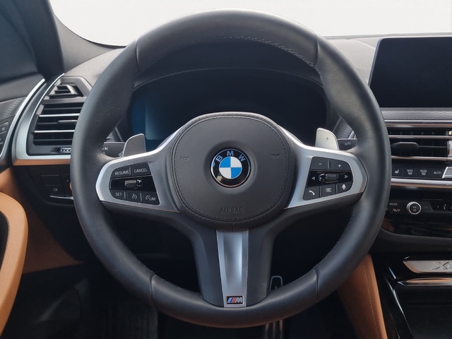 BMW X4 xDrive20d color Blanco. Año 2024. 140KW(190CV). Diésel. En concesionario GANDIA Automoviles Fersan, S.A. de Valencia