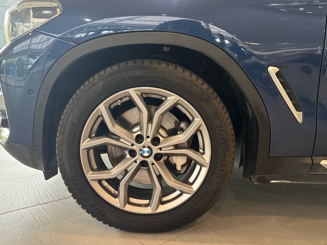 BMW X3 xDrive30d color Azul. Año 2019. 195KW(265CV). Diésel. En concesionario Burgocar (Bmw y Mini) de Burgos