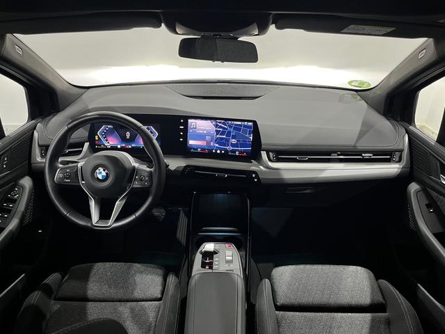 BMW Serie 2 218d Active Tourer color Gris. Año 2024. 110KW(150CV). Diésel. En concesionario Unicars Ponent de Lleida