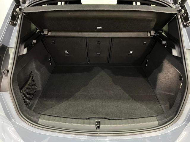 BMW Serie 2 218d Active Tourer color Gris. Año 2024. 110KW(150CV). Diésel. En concesionario Unicars Ponent de Lleida