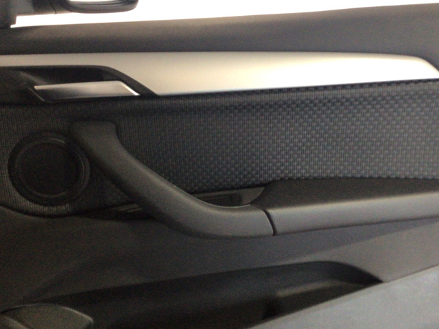 BMW X1 sDrive18d color Naranja. Año 2021. 110KW(150CV). Diésel. En concesionario BYmyCAR Madrid - Algete de Madrid