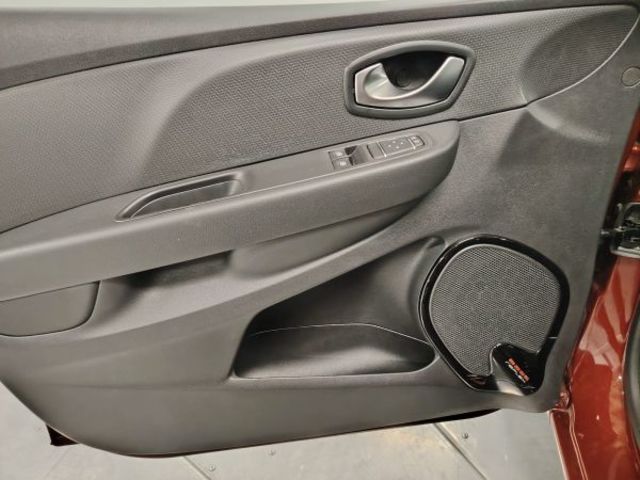 Renault Clio Limited TCe 66 kW (90 CV)