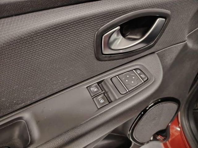 Renault Clio Limited TCe 66 kW (90 CV)