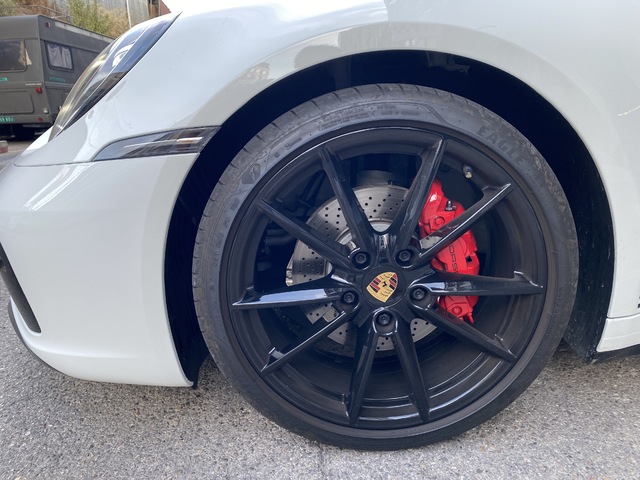 Porsche 911 Carrera 4 Coupe 283 kW (385 CV)