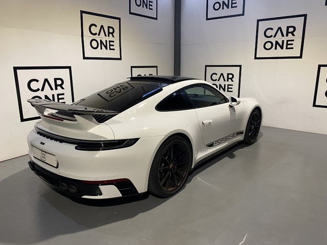 Porsche 911 Carrera 4 Coupe 283 kW (385 CV)